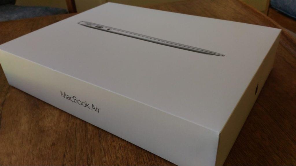 Not much content on the MacBook Air box
