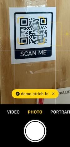 Launch web app by scanning QR code